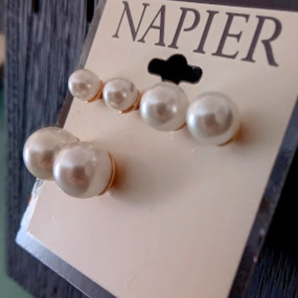 NAPIER 3pc SET Mod/Contemporary Ivory Pearl with Gold Stud Earrings**NEW! - Picture 2 of 3